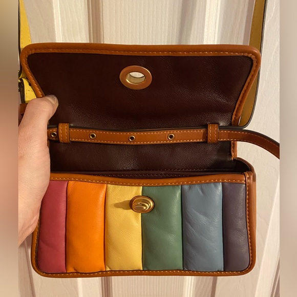 Turnlock Clutch 20 With Rainbow Quilting PRIDE HOST PICK - Picture 5 of 7